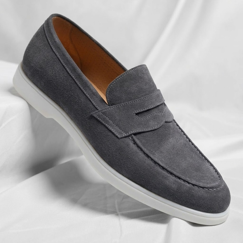Gray / 13