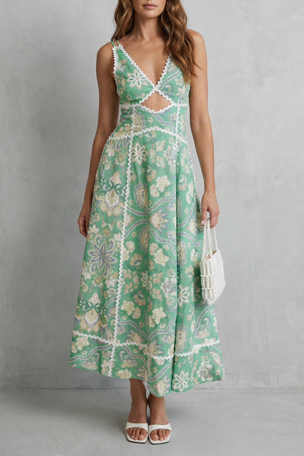 Cut-out maxi dress, mint green with white floral print and scalloped V-neck trim