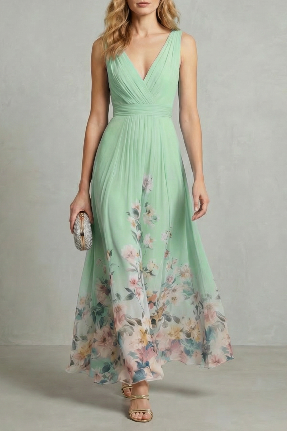Light green maxi dress with V-neck, pleated waist and floral print