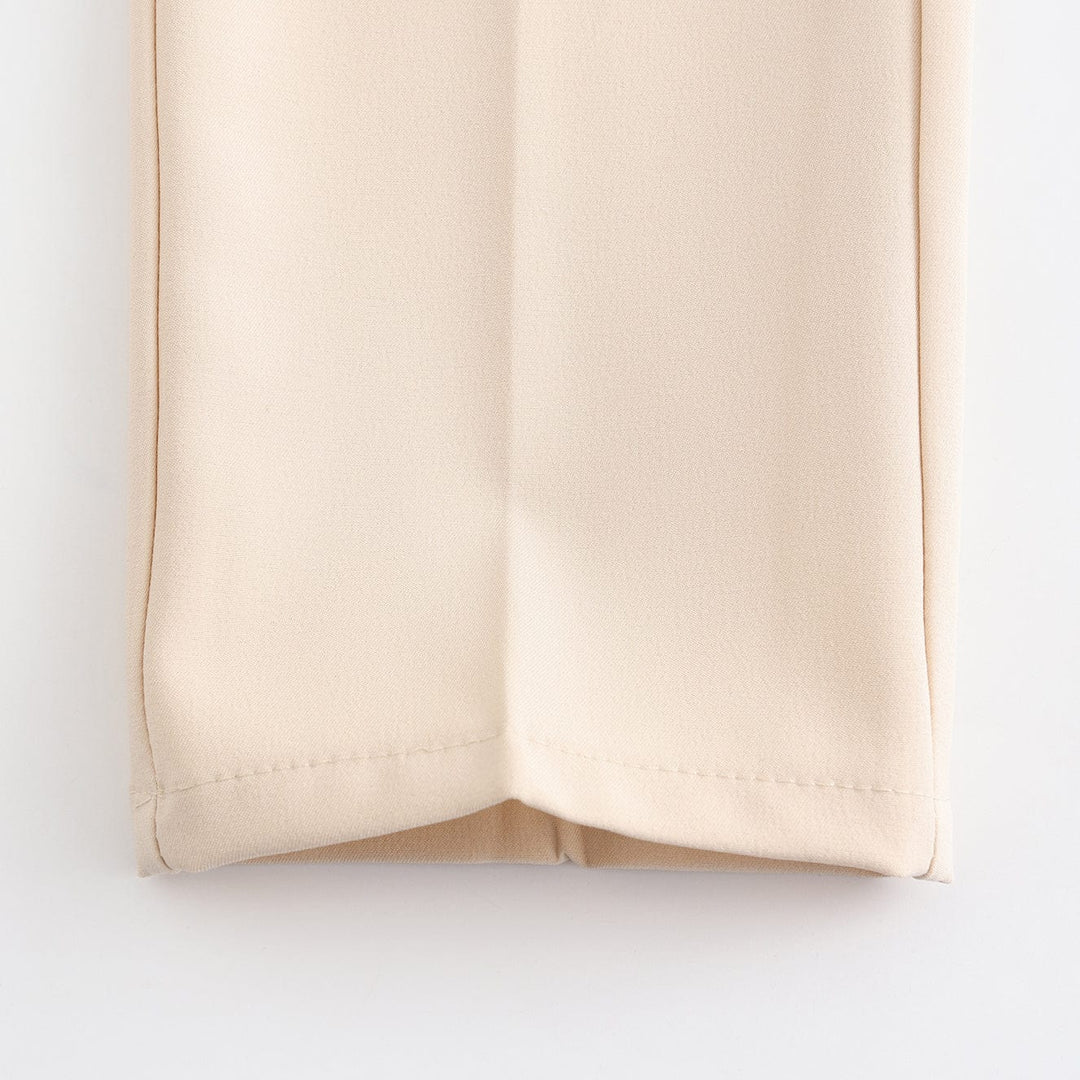 Nude stretch pants hem with clean stitched cuff