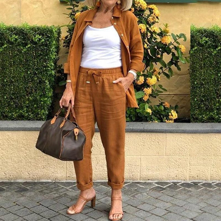 Casual comfort two-piece set in brown: button-front top with matching drawstring jogger pants